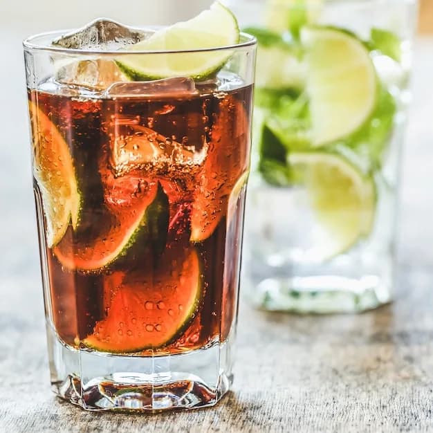 다크 앤 스토미 1